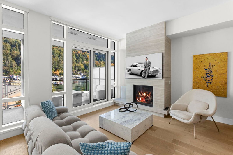 301 - 6697 Nelson Avenue, West Vancouver, V7W 2B2 | Image 3