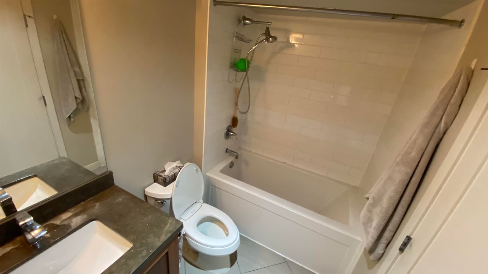 Listing Image 23