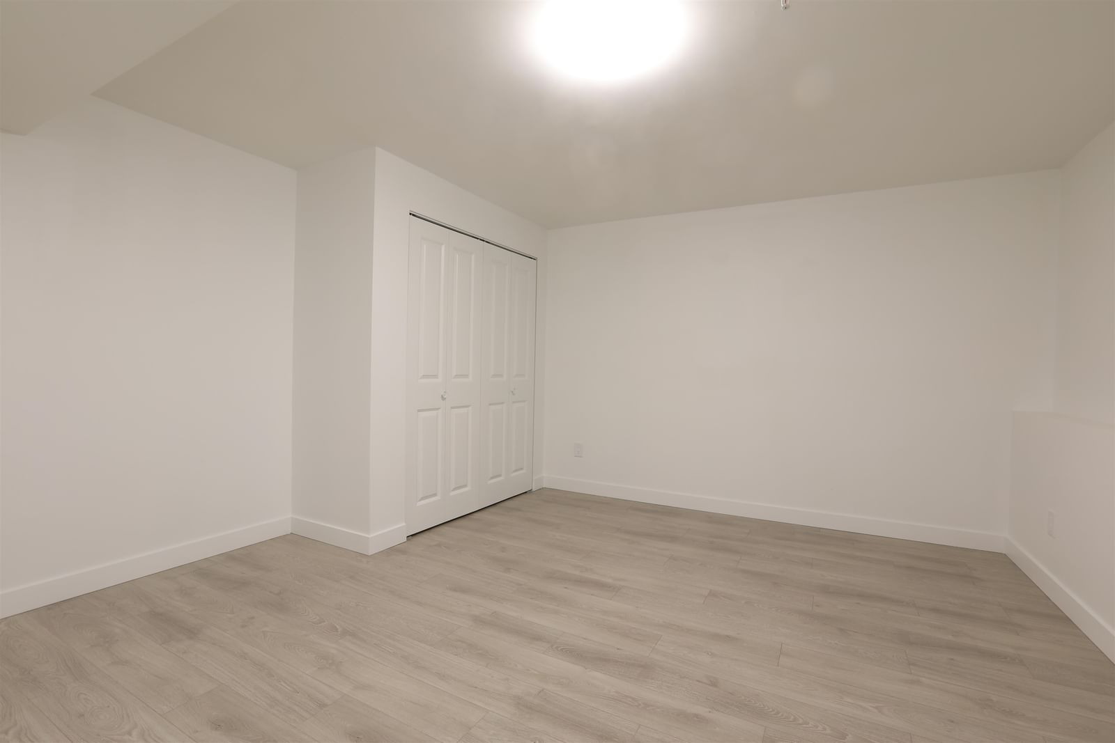 Listing Image 30