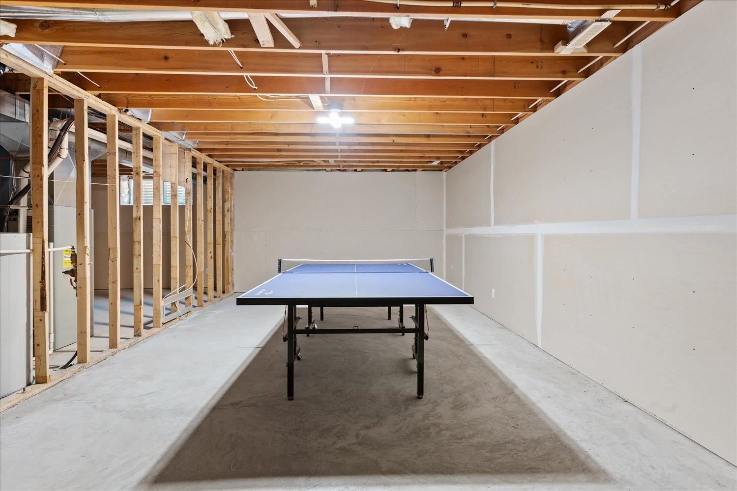 Listing Image 24