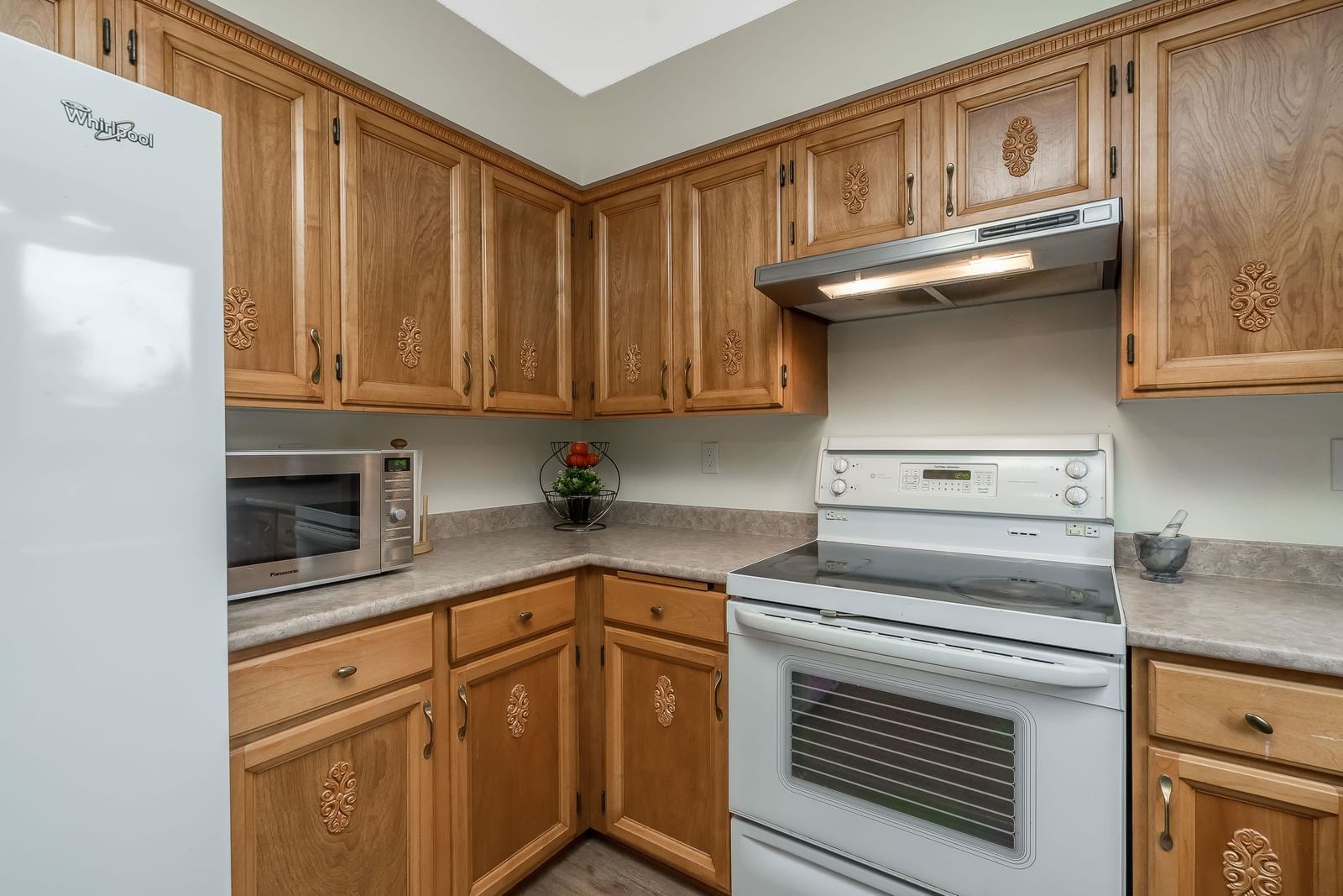Listing Image 14
