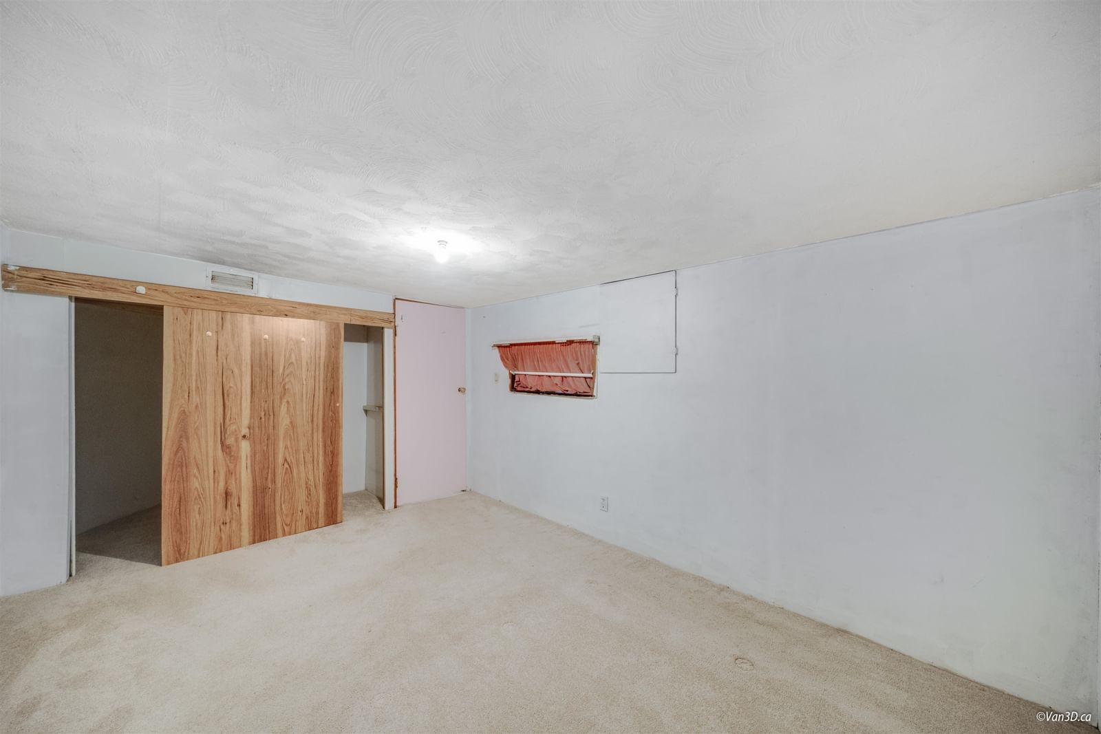 Listing Image 24