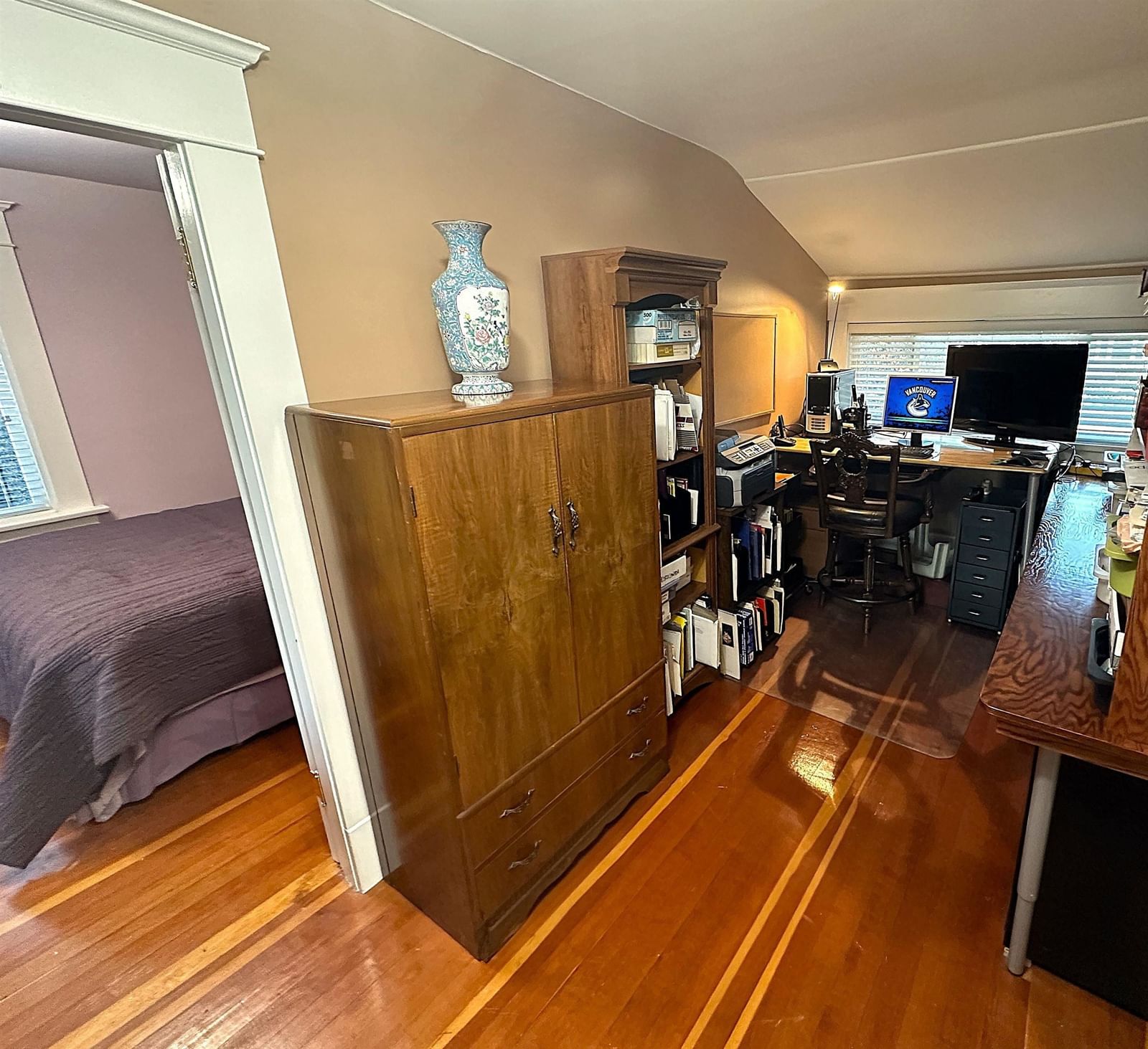 Listing Image 16