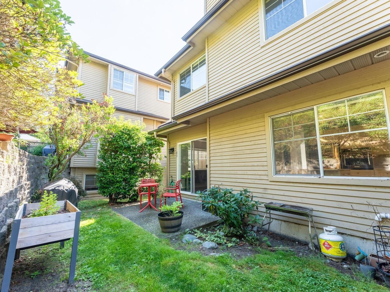 Listing Image 18
