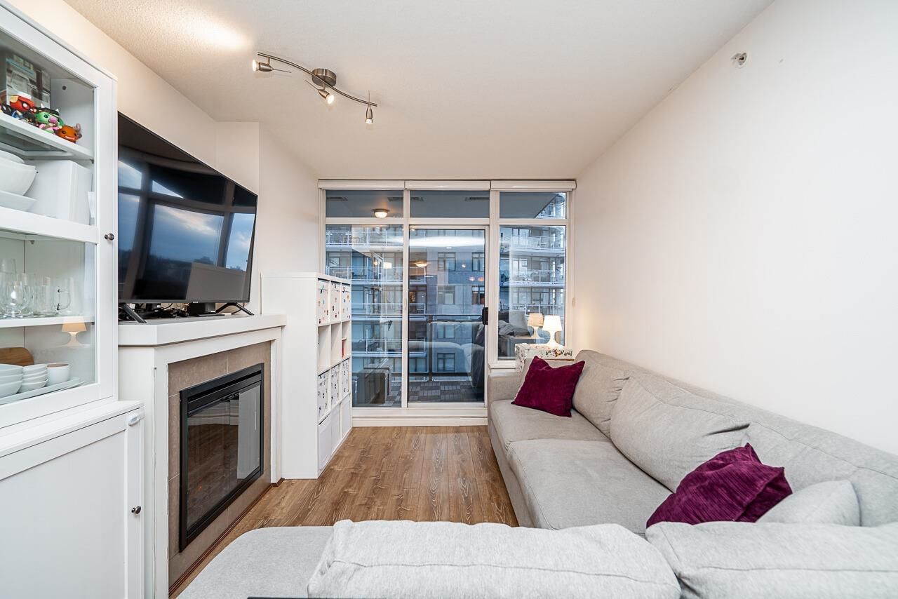 Listing Image 12