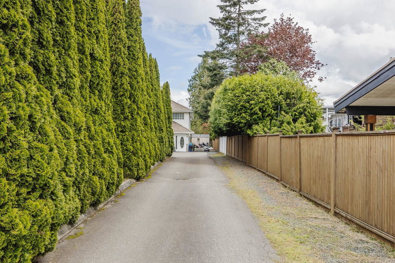 1 - 45821 Thomas Road, Chilliwack, V2R 1B8 | Image 2