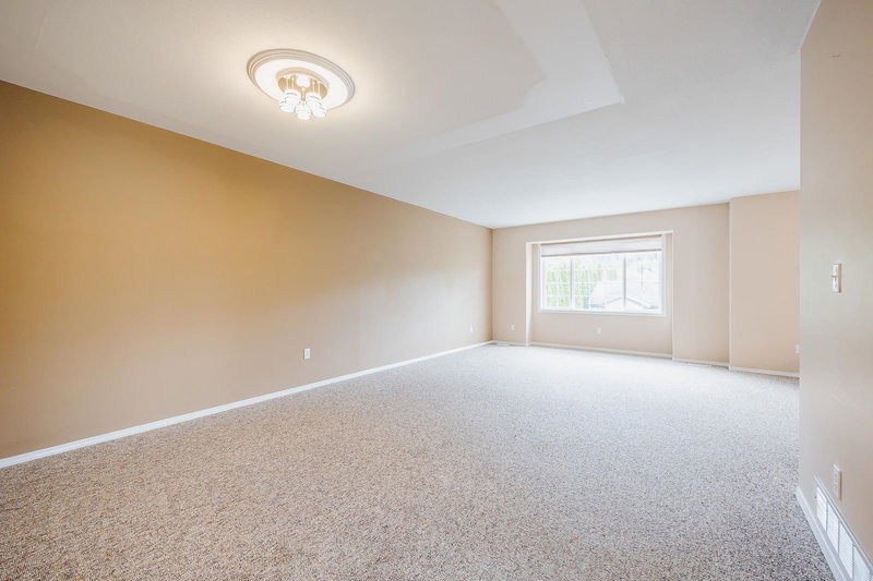 1 - 45821 Thomas Road, Chilliwack, V2R 1B8 | Image 3