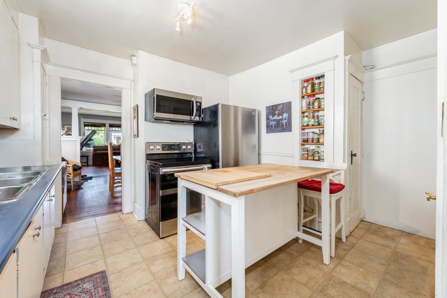 Listing Image 16