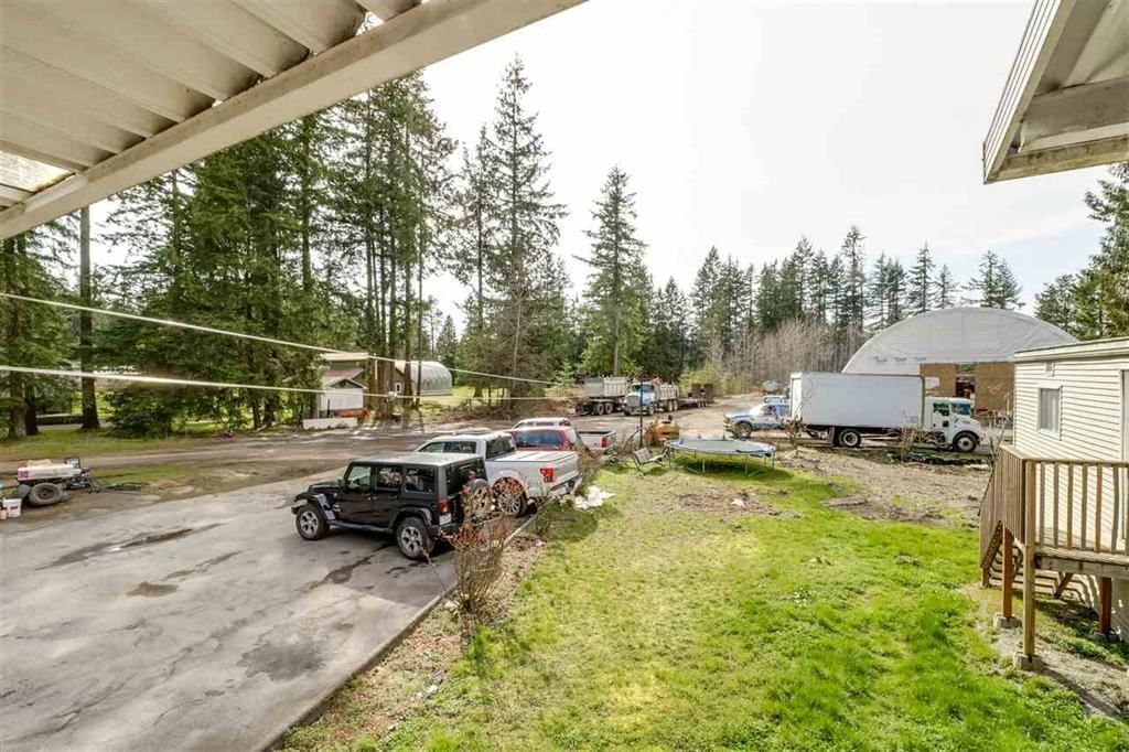 Listing Image 8