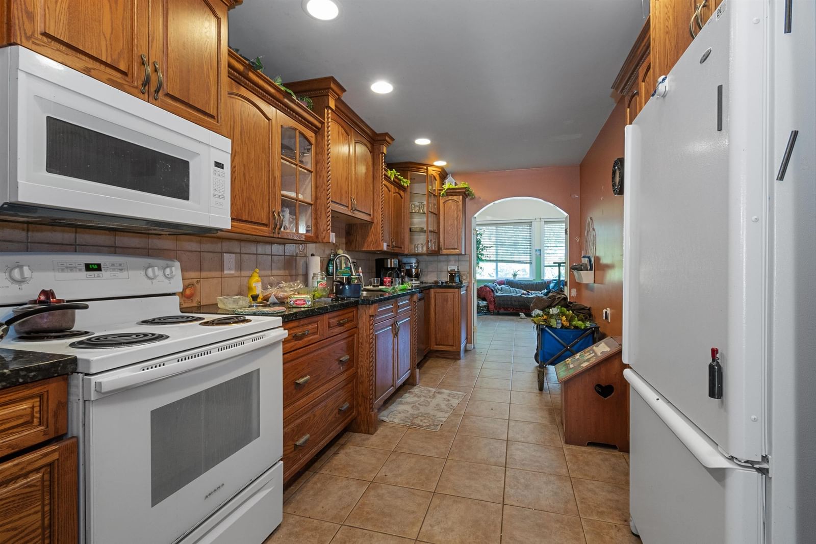 Listing Image 5