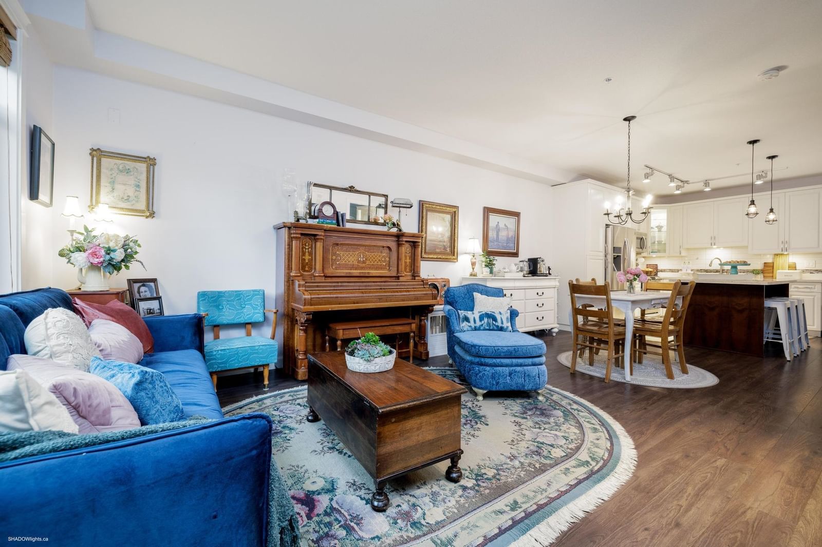 Listing Image 12