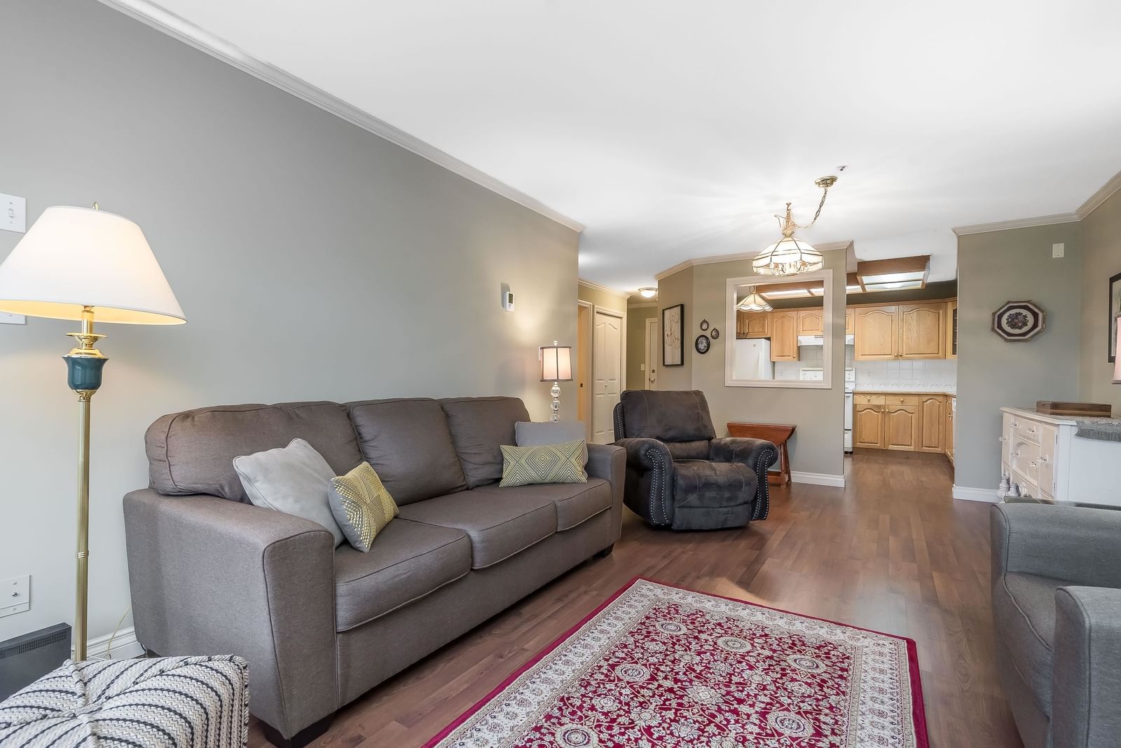 Listing Image 19
