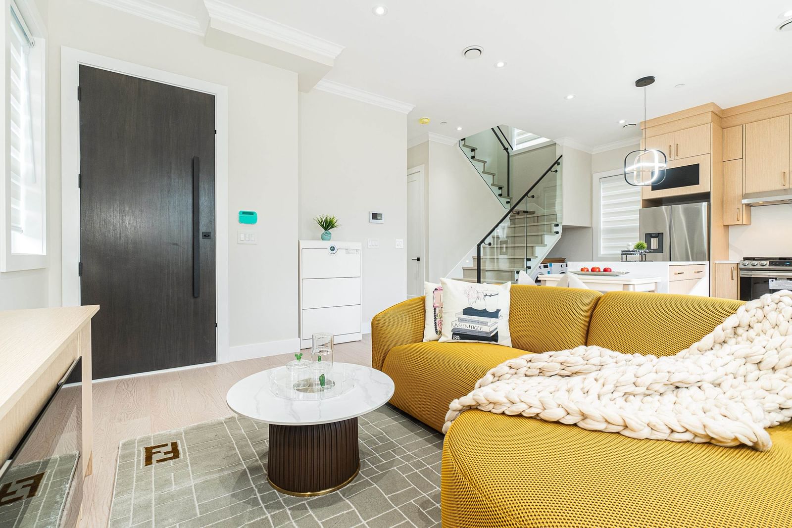 Listing Image 9