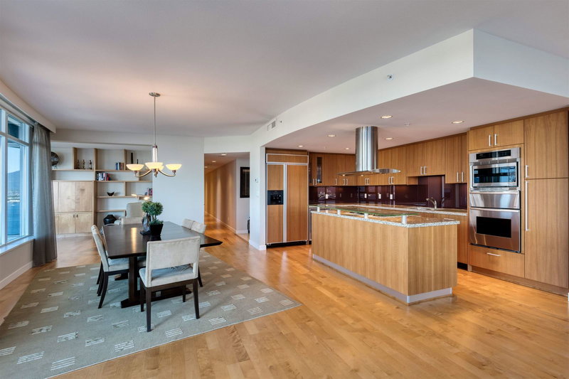 3402 - 1281 Cordova Street, Vancouver, V6C 3R5 | Image 2