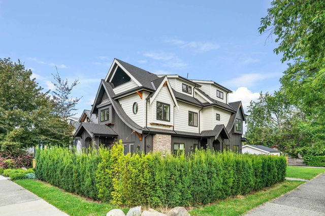5 Slocan Street N