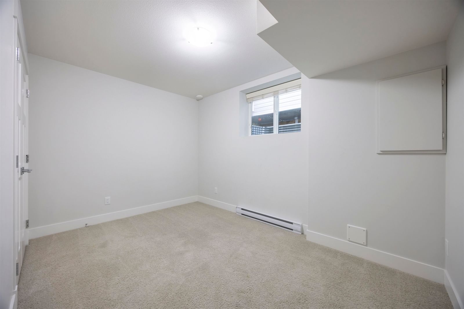 Listing Image 30