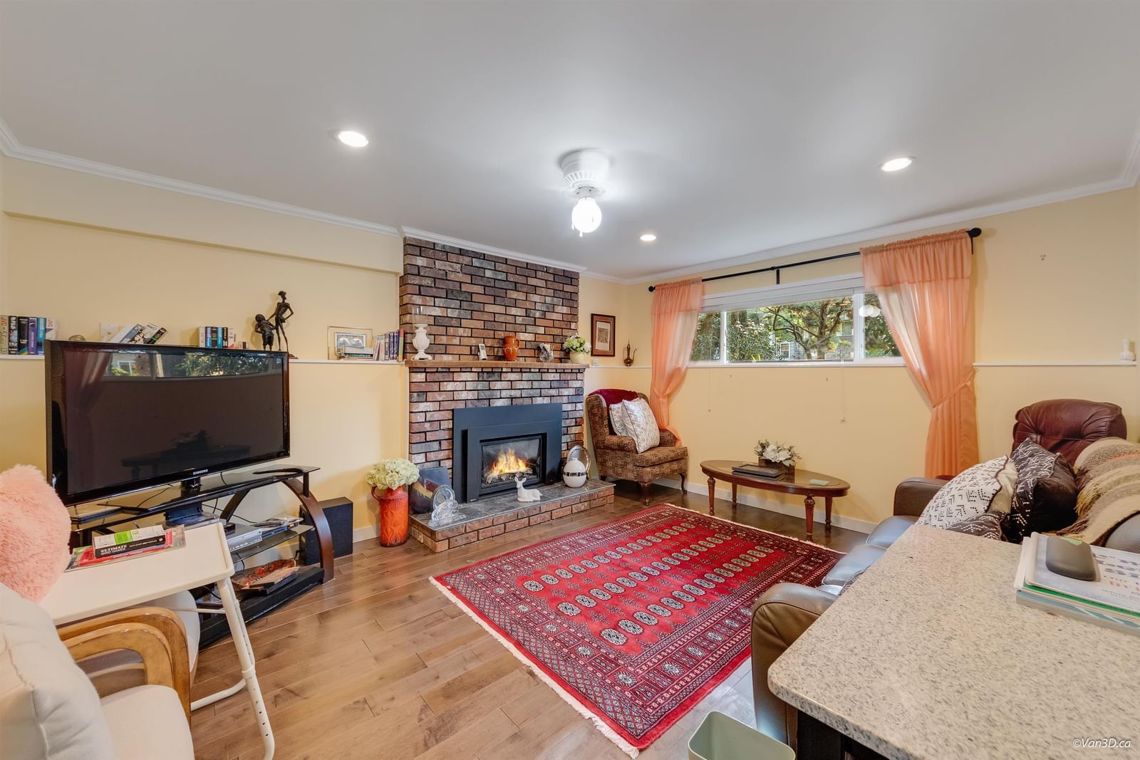 Listing Image 21