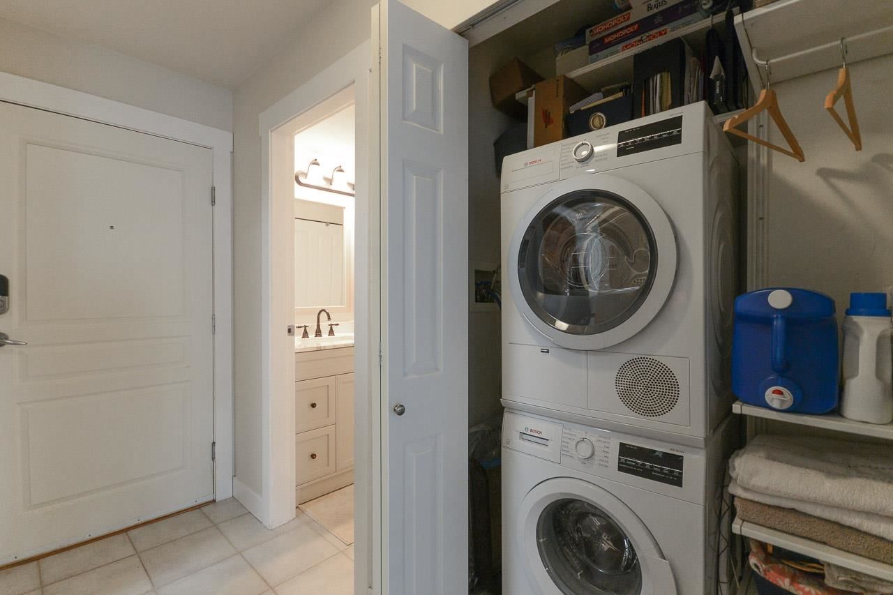 Listing Image 17
