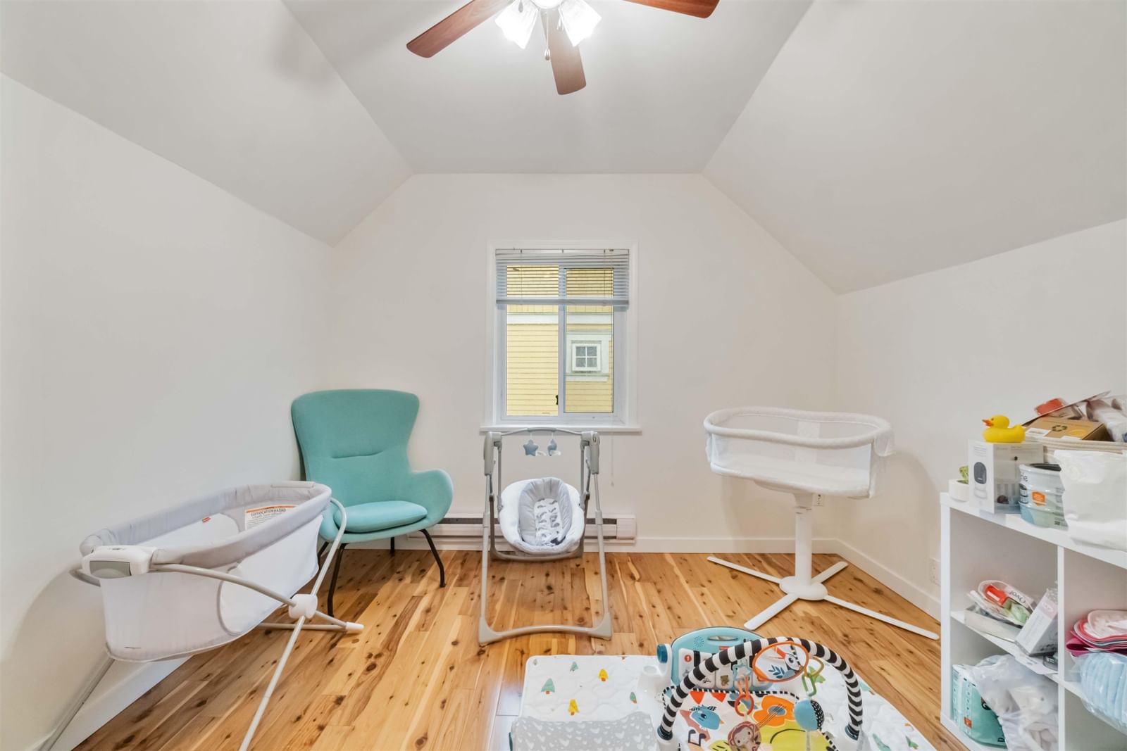 Listing Image 19