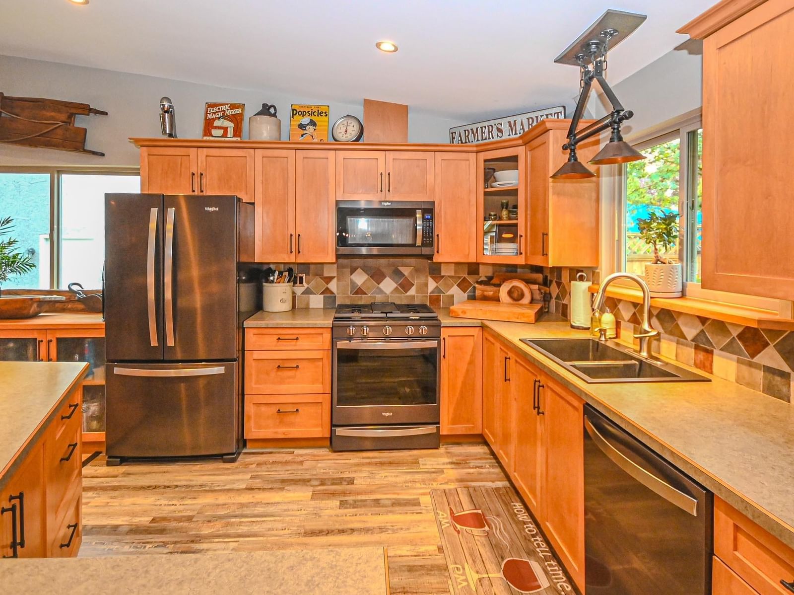 Listing Image 14