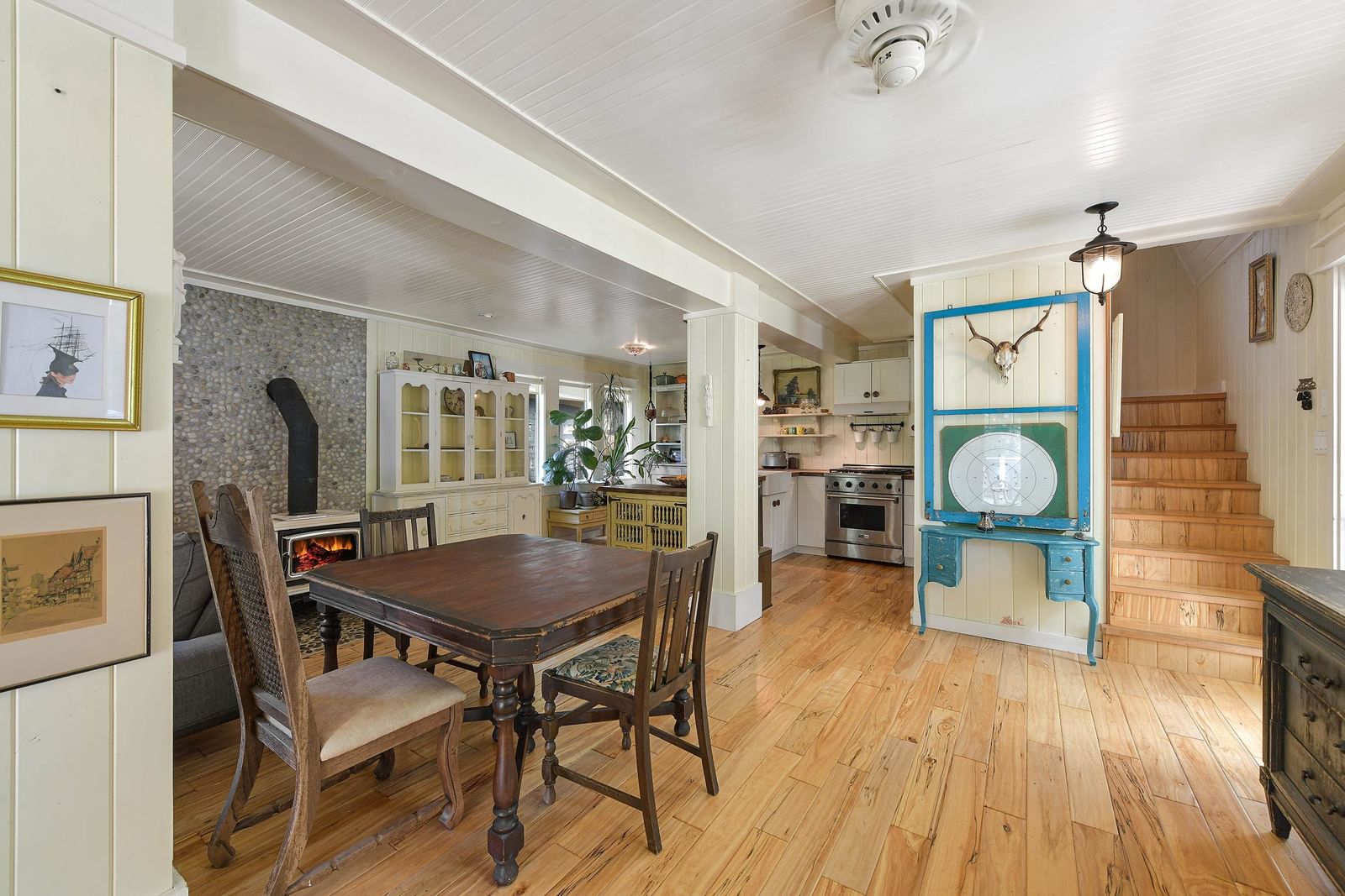 Listing Image 19