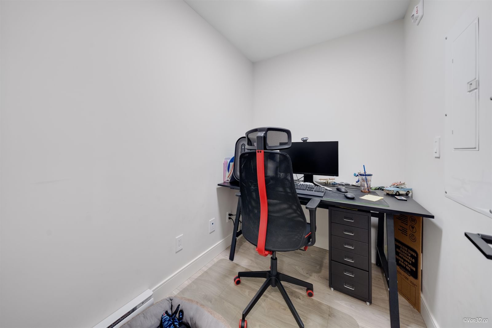 Listing Image 18