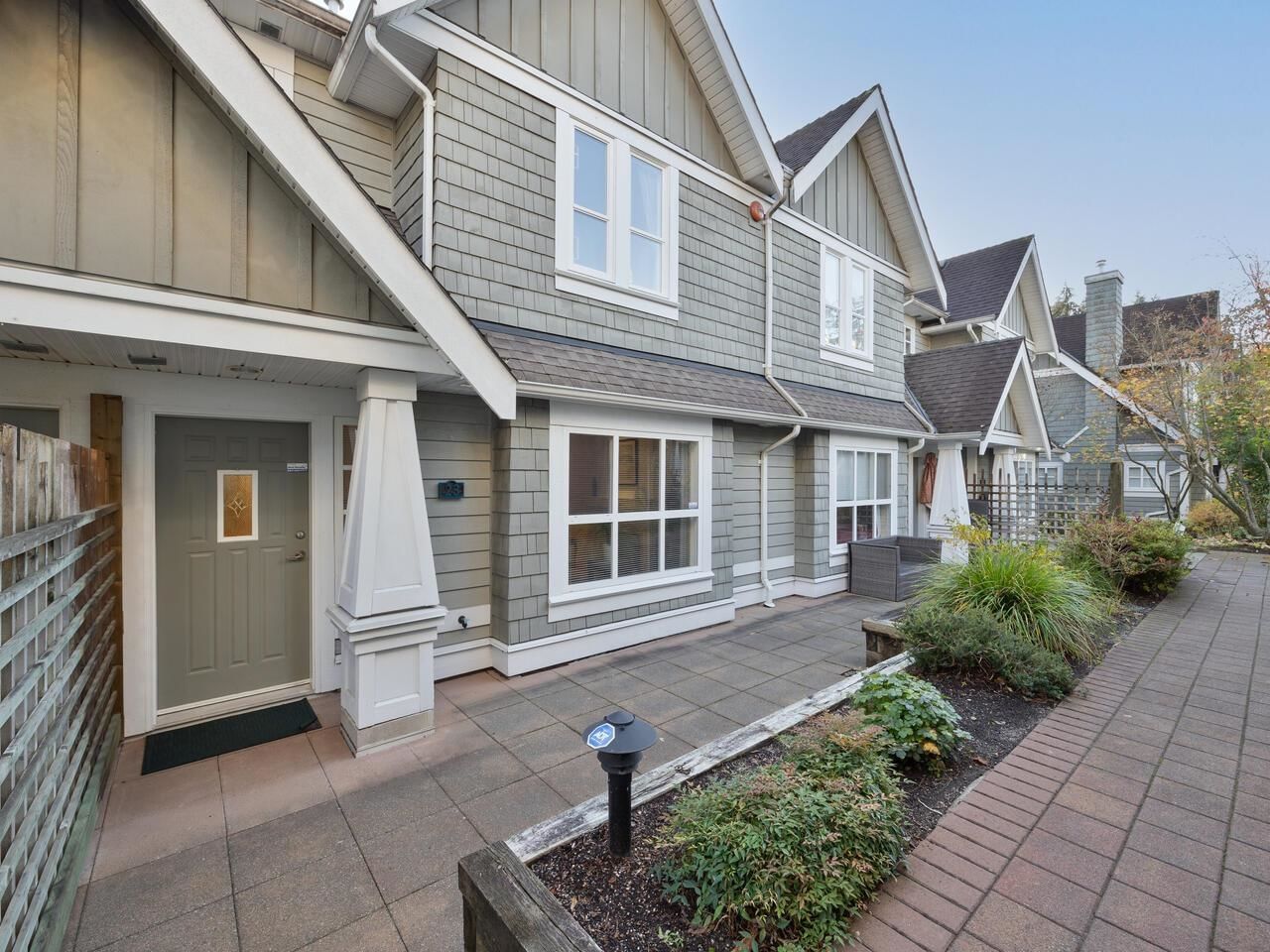 Listing Image 16