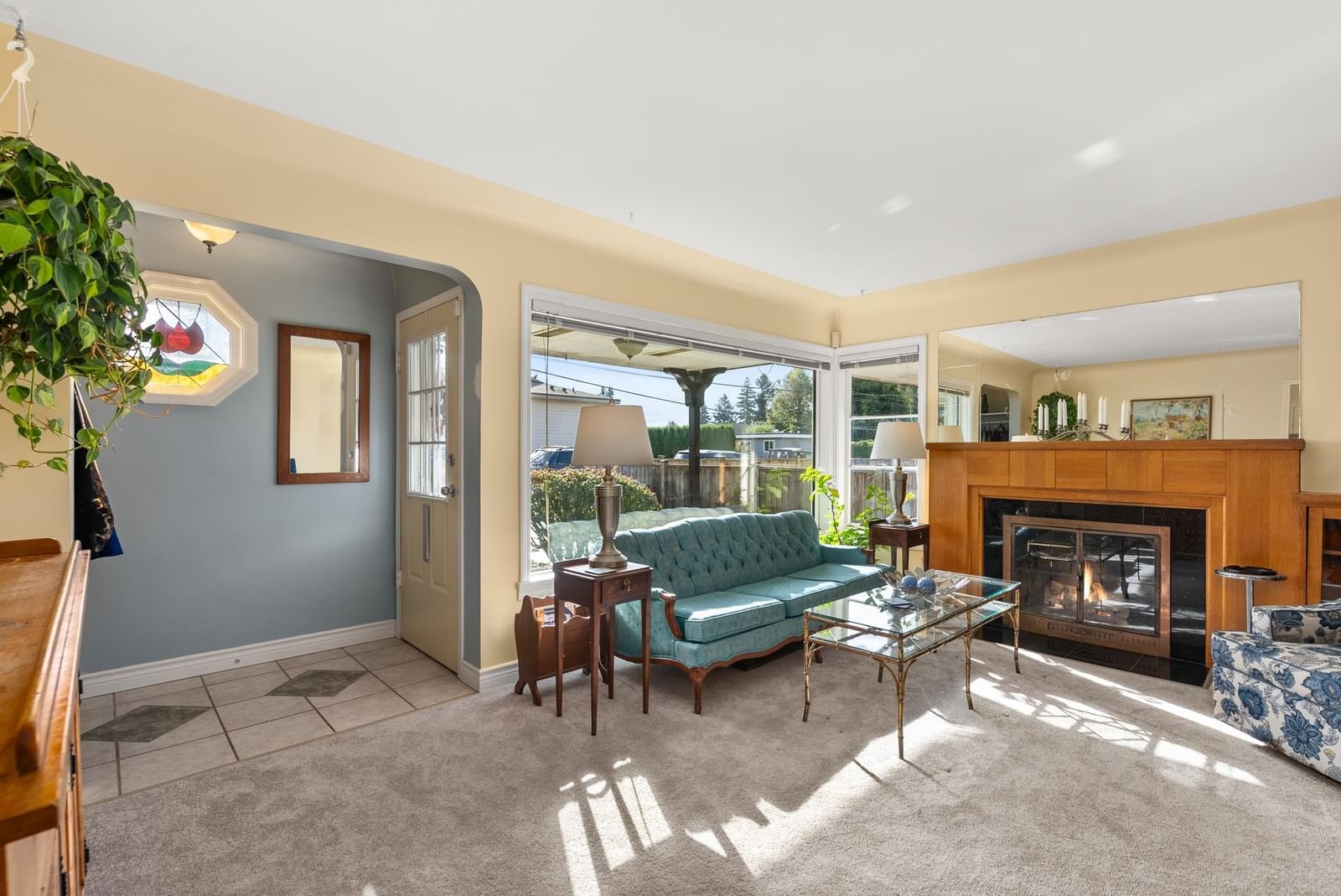 Listing Image 5