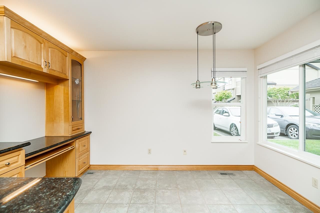 Listing Image 17