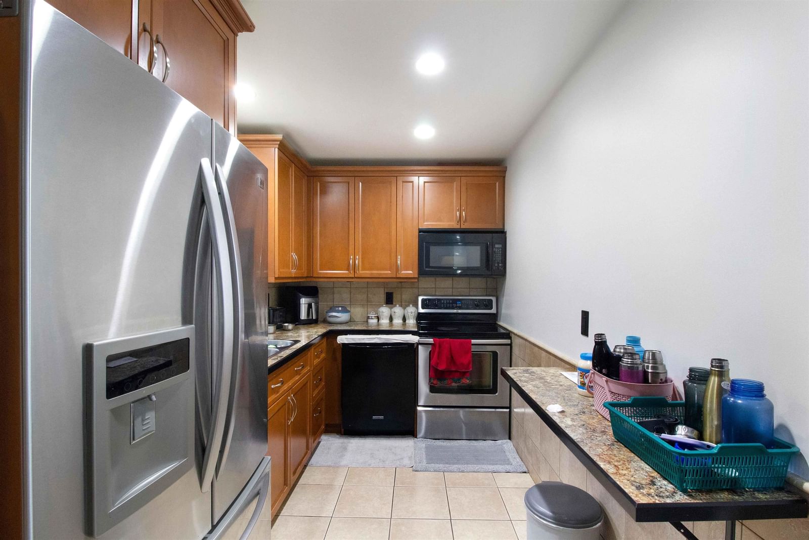 Listing Image 14