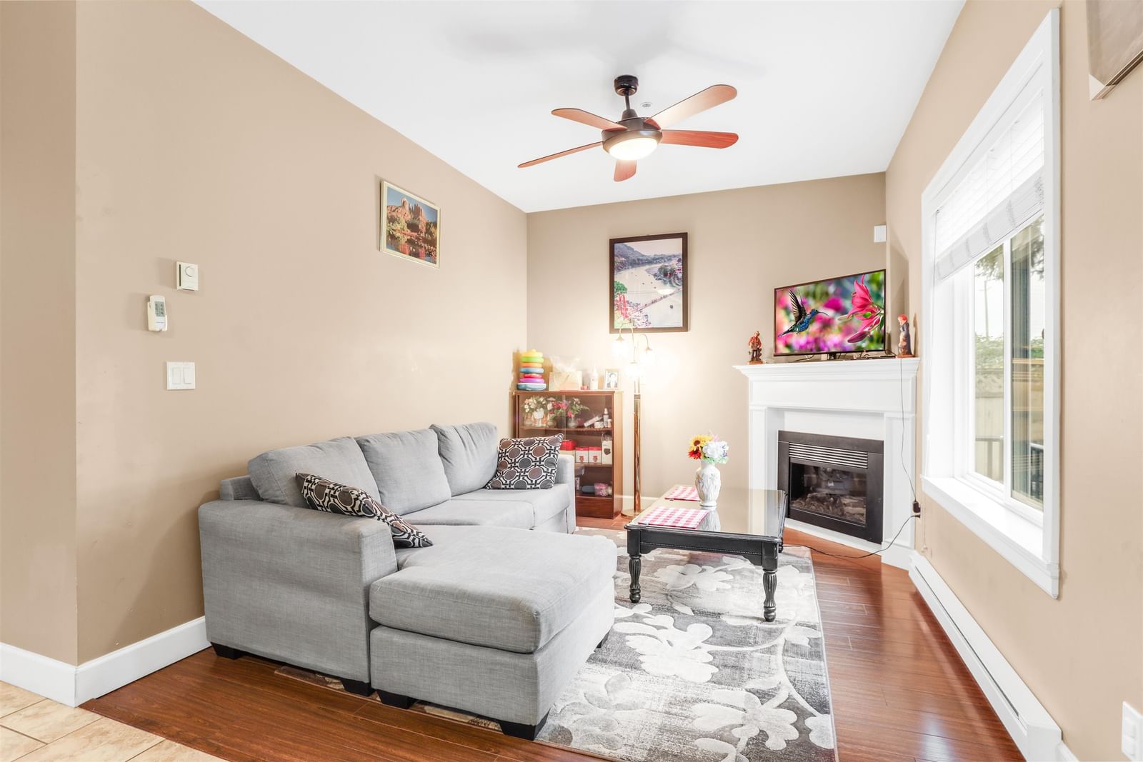 Listing Image 10
