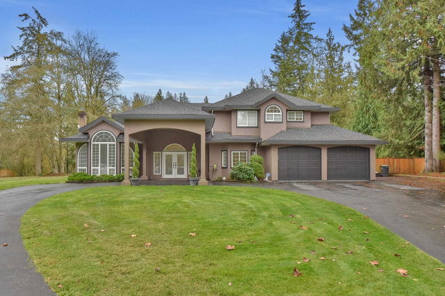 20054 Fernridge Crescent