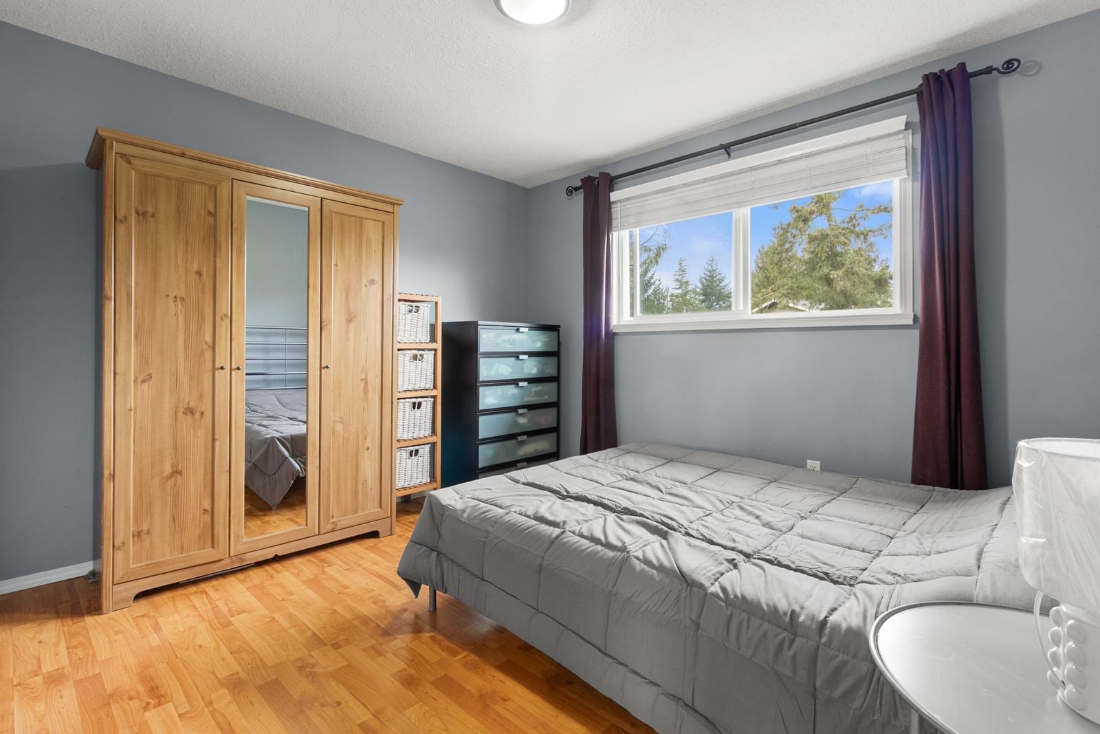 Listing Image 17