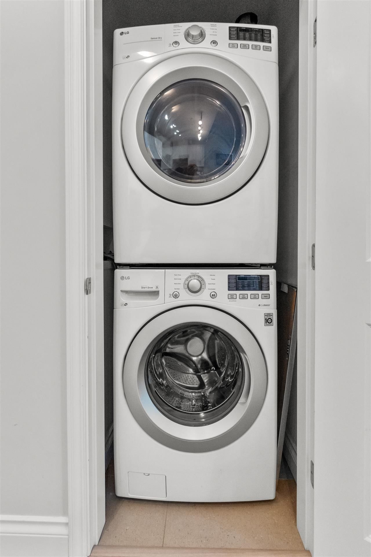 Listing Image 22