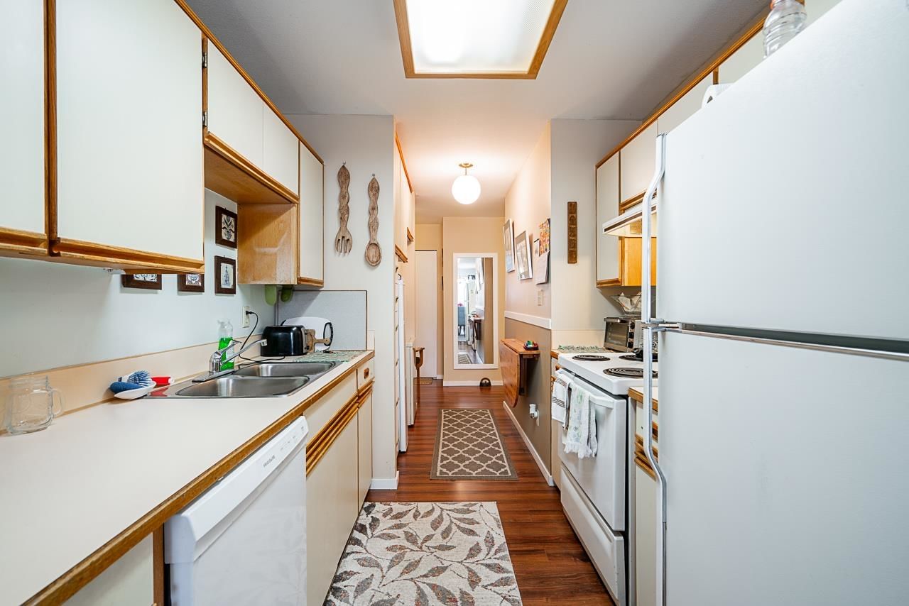 Listing Image 17