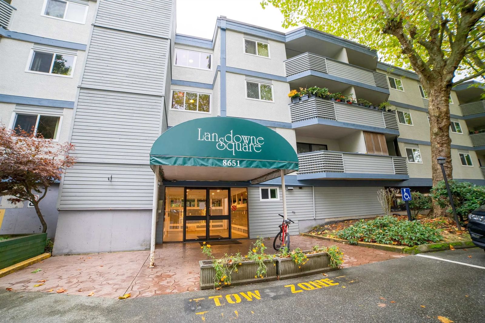 Listing Image 11