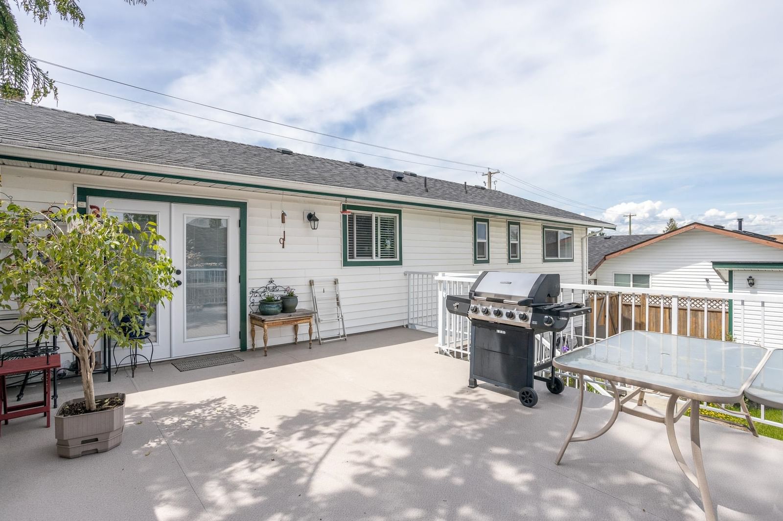Listing Image 17