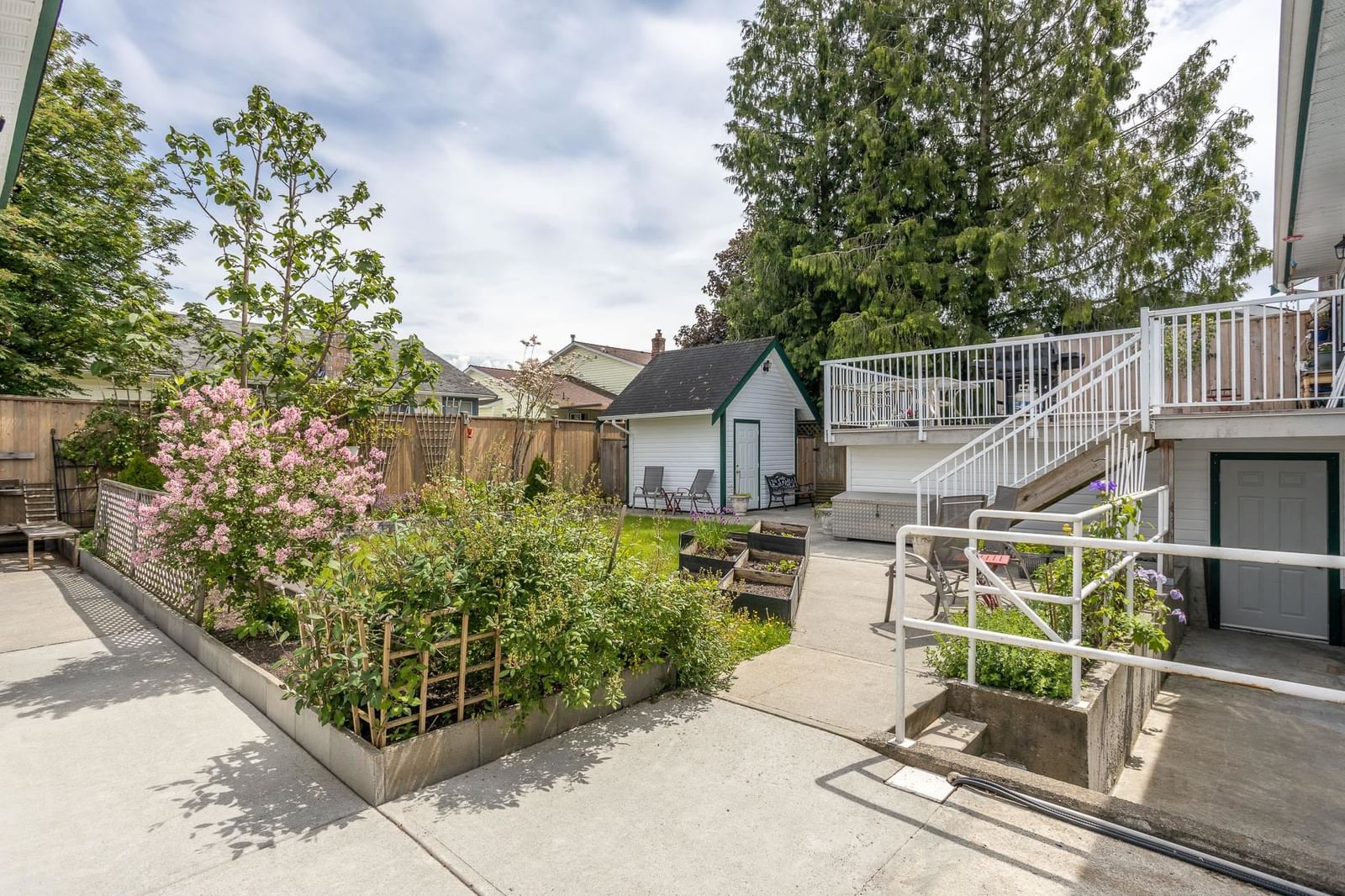 Listing Image 19