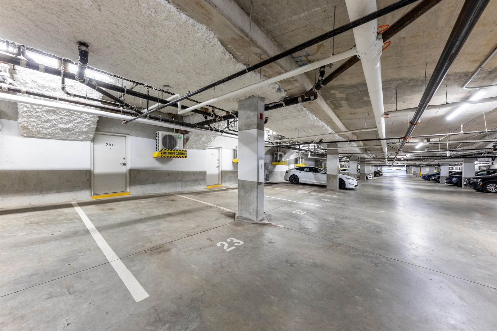 Listing Image 21
