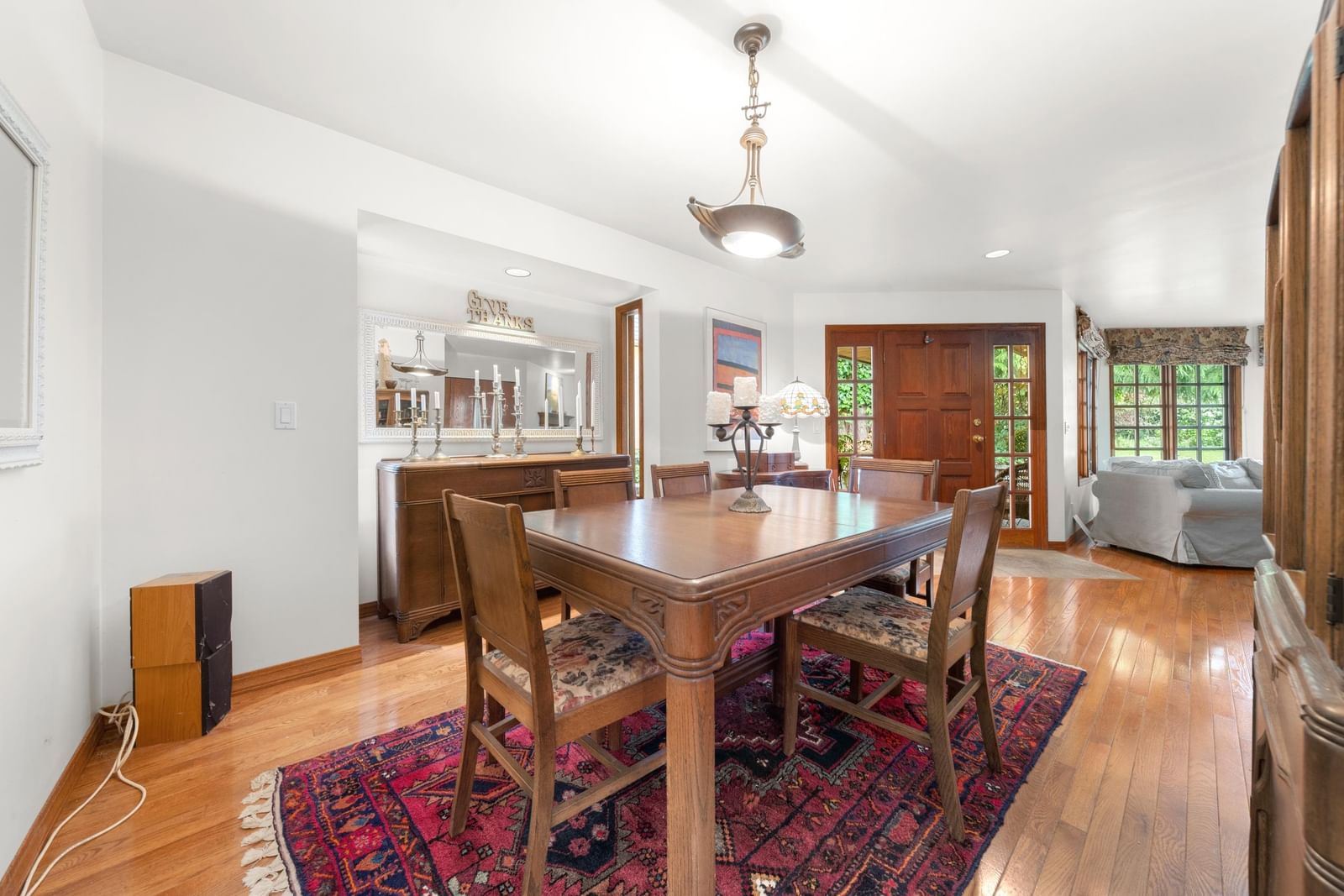 Listing Image 10