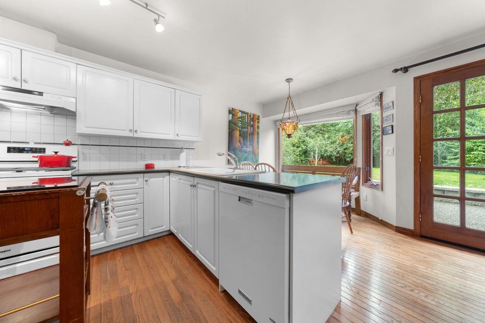 Listing Image 13