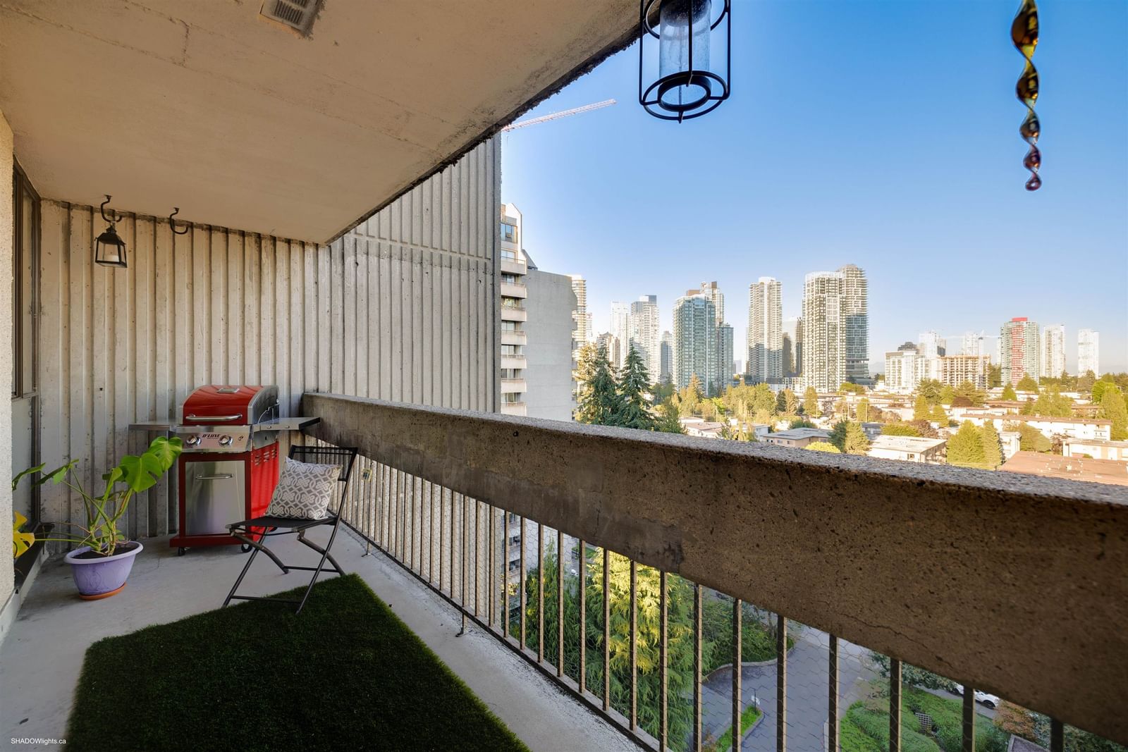 Listing Image 11