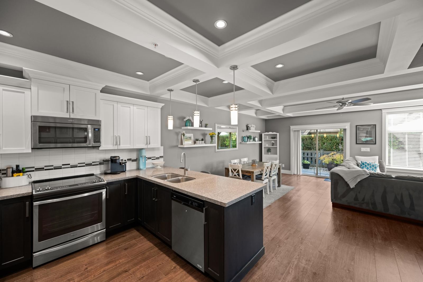 Listing Image 15