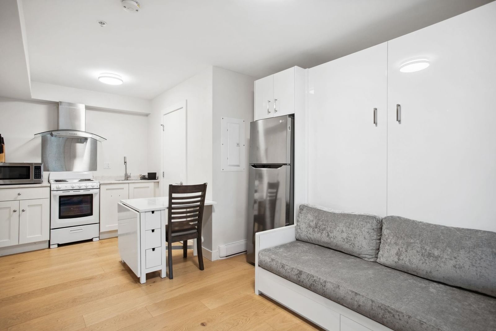 Listing Image 21