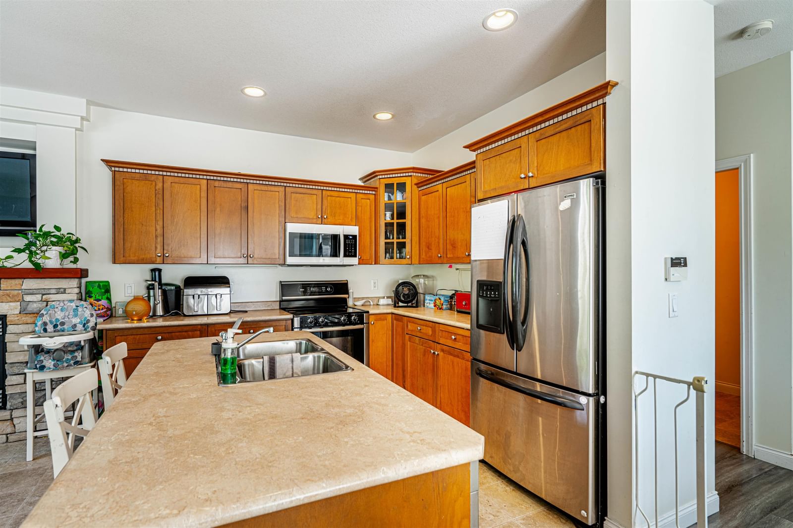 Listing Image 9