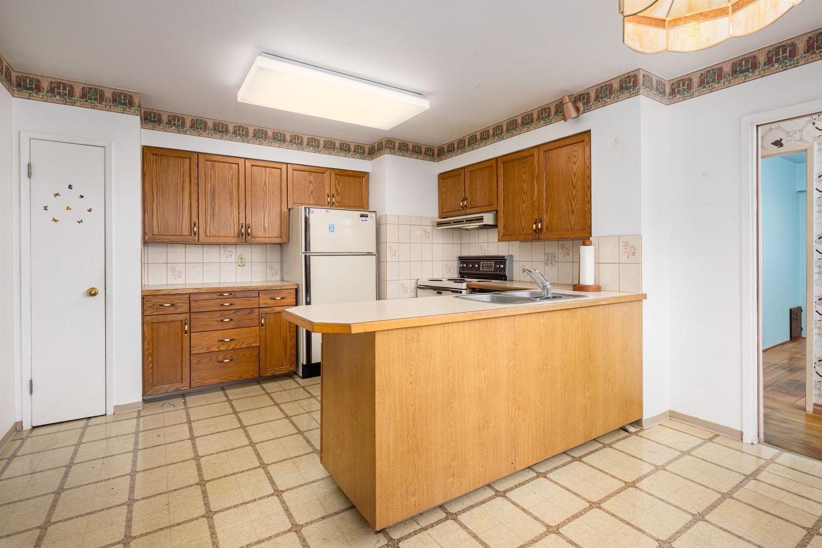 Listing Image 16