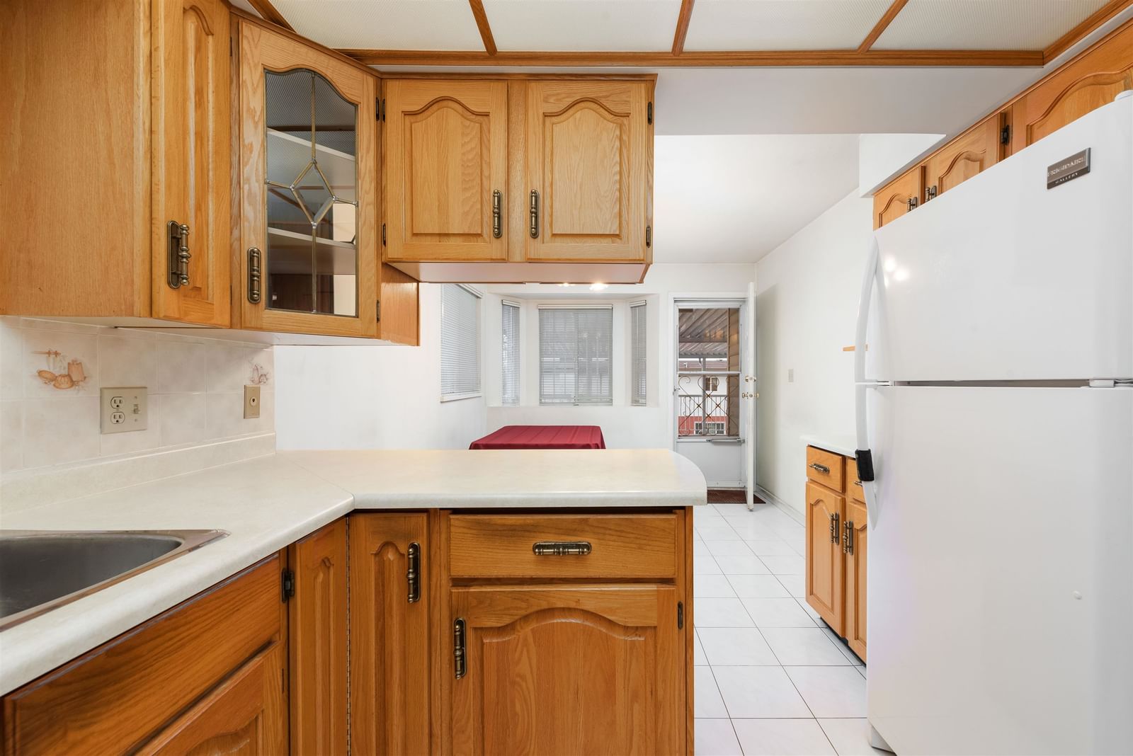 Listing Image 8