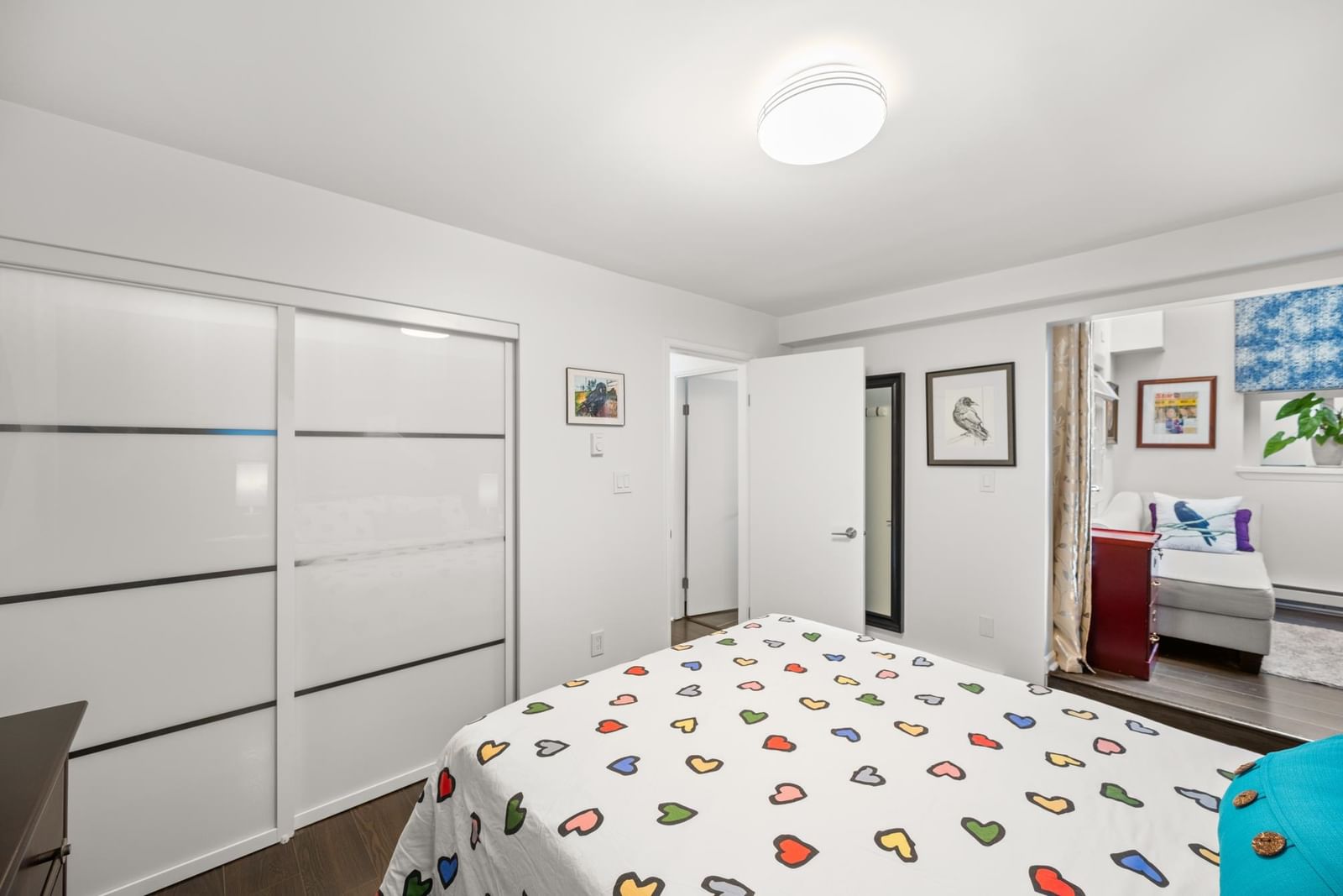Listing Image 15