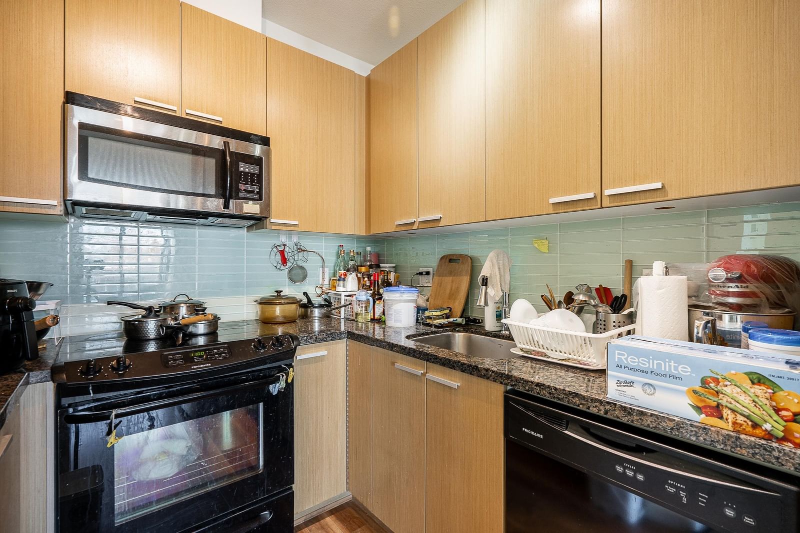 Listing Image 10