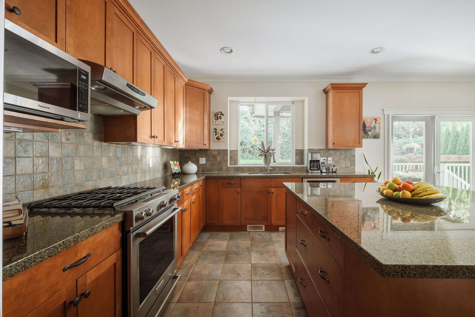 Listing Image 10